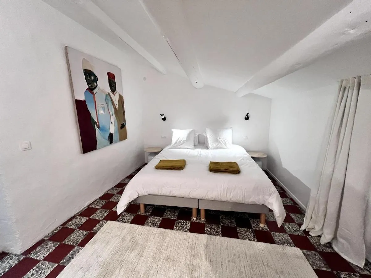 Holiday home Maison Authentique Centre Historique Villeneuve-les-Avignon