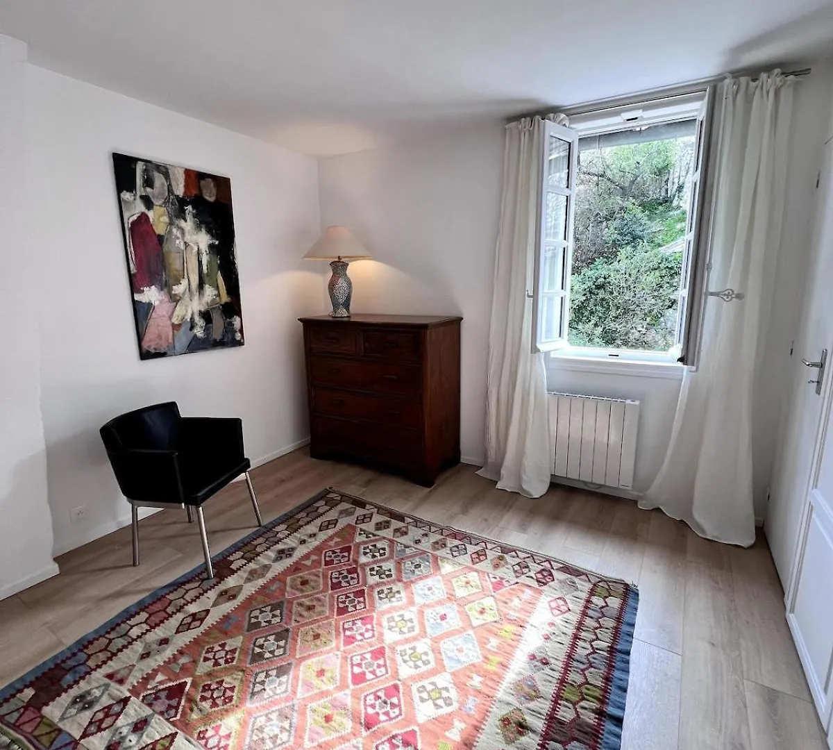 Maison Authentique Centre Historique Villeneuve-les-Avignon Holiday home