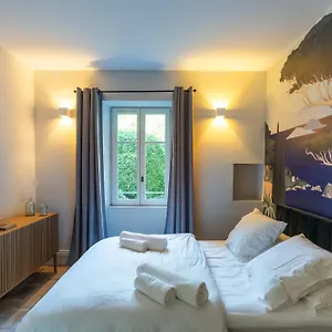  Bed and breakfast L'heure Bleue La Regence